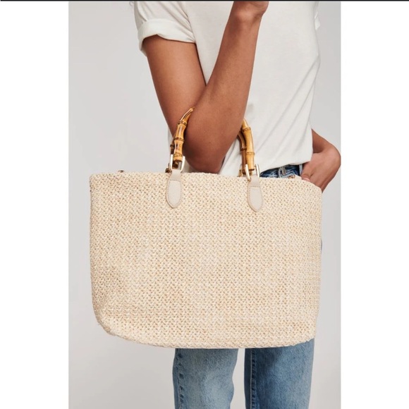 Moda Luxe Cream Raffia Isla Wood Handle Purse - Picture 1 of 13